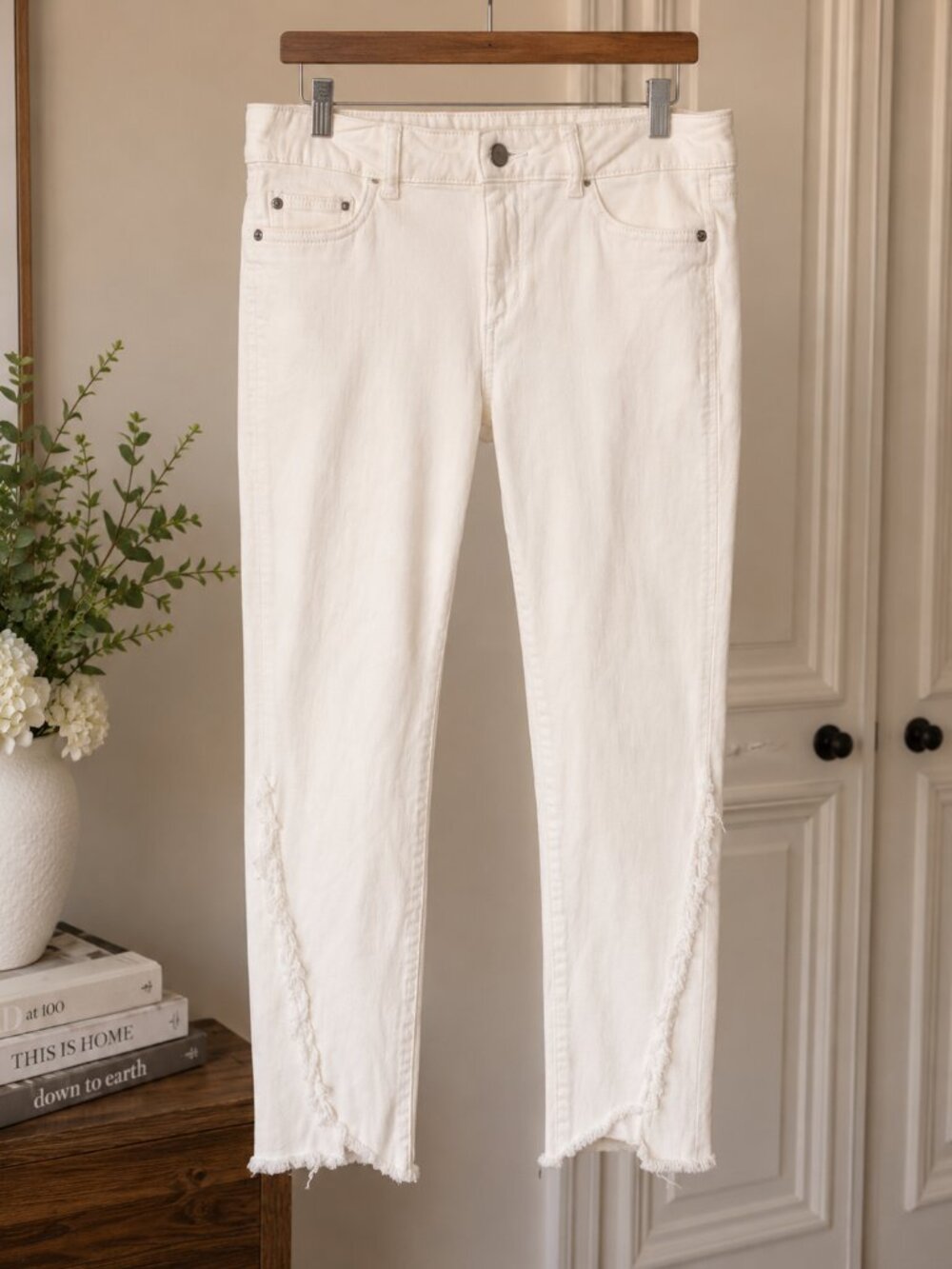 DL1961 Mara InstaSculpt Straight Ankle Jeans | White | Size 26